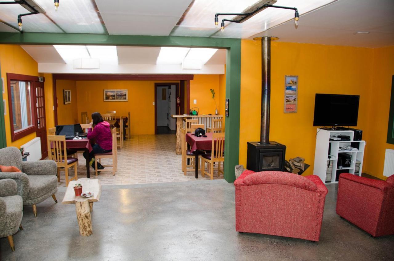 El Patagonico Hostel Puerto Natales Eksteriør billede